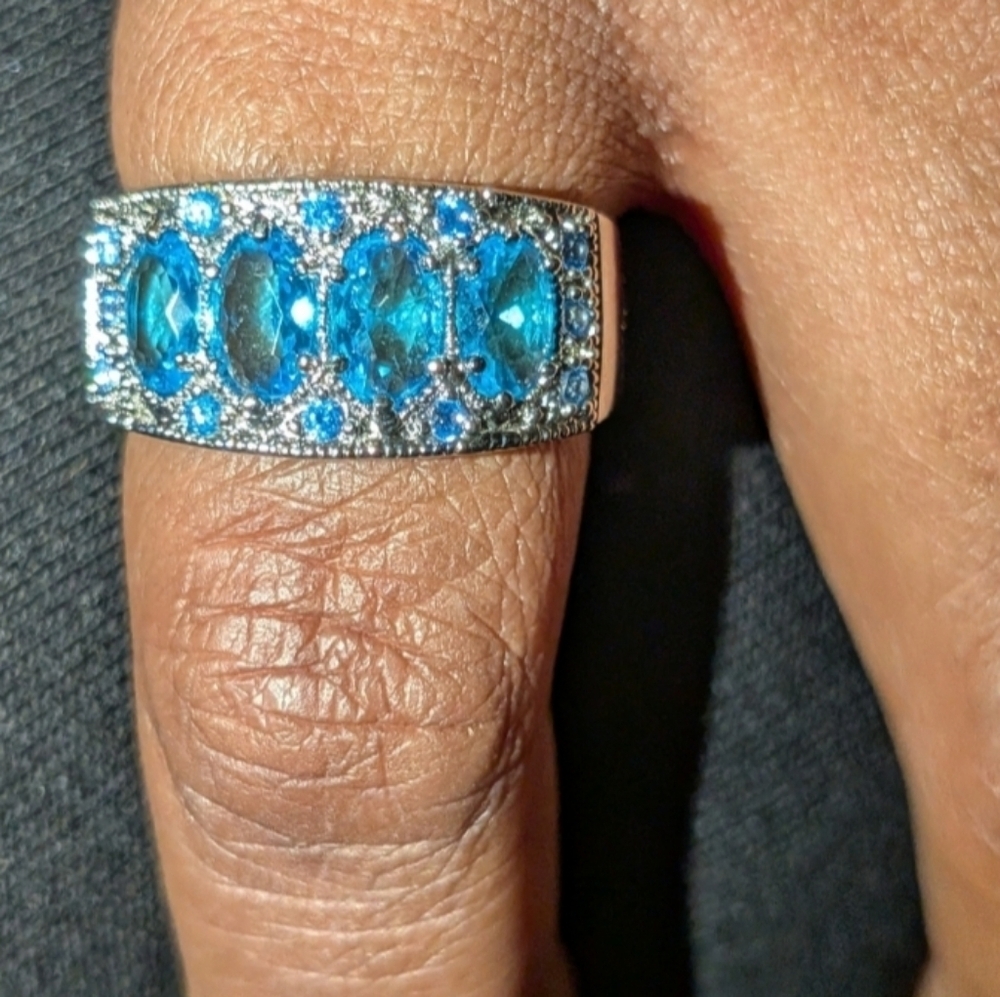 Elegant Unissex Blue Gemstone Chunky Ring Sz 8